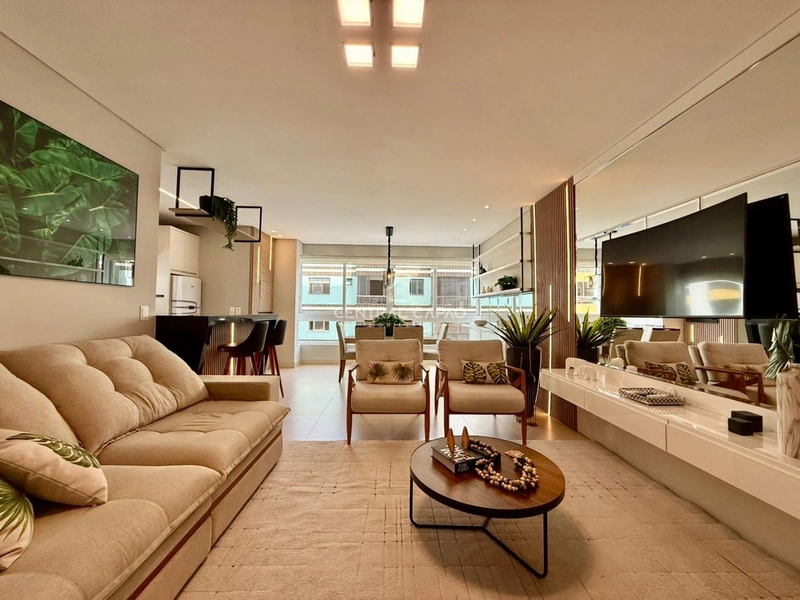 Apartamento de 2 dormitórios Mobiliado & Decorado: 2ª foto da galeria de imagens do imóvel