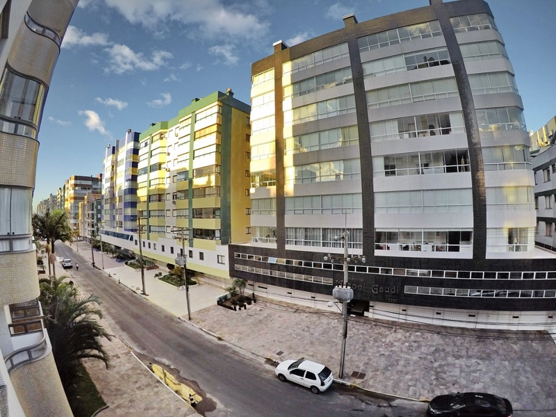 Apartamento de 2 dormitórios mobiliado com garagem em Capão da Canoa.: 6ª foto da galeria de imagens do imóvel