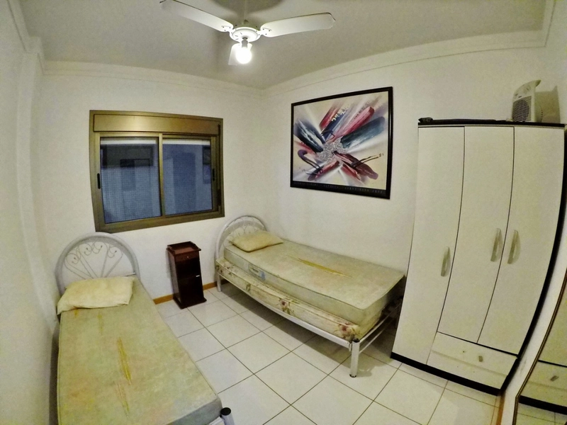 Apartamento de 2 dormitórios mobiliado com garagem em Capão da Canoa.: 10ª foto da galeria de imagens do imóvel