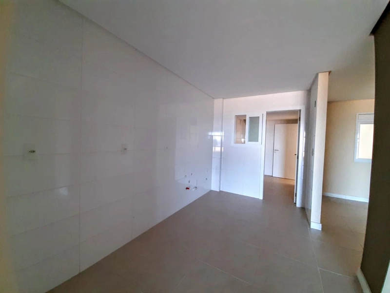 Apartamento com três dormitórios: 11ª foto da galeria de imagens do imóvel