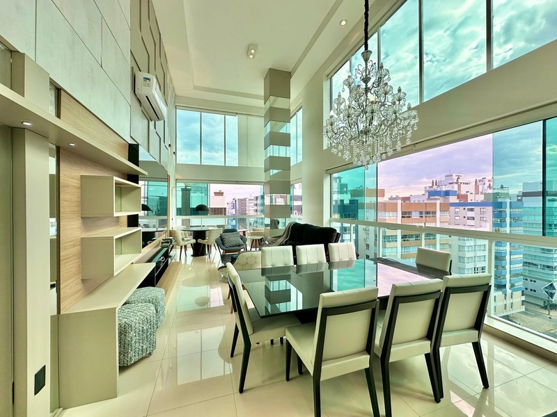 Apartamento de 3 dormitórios de esquina com vista para o mar: 4ª foto da galeria de imagens do imóvel