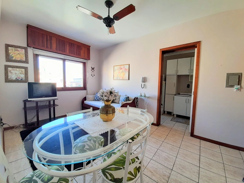 Apartamento de 1 dormitório mobiliado no Centro