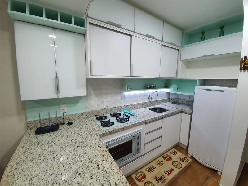 Um dormitório no centro de Capão da Canoa: 2ª foto da galeria de imagens do imóvel