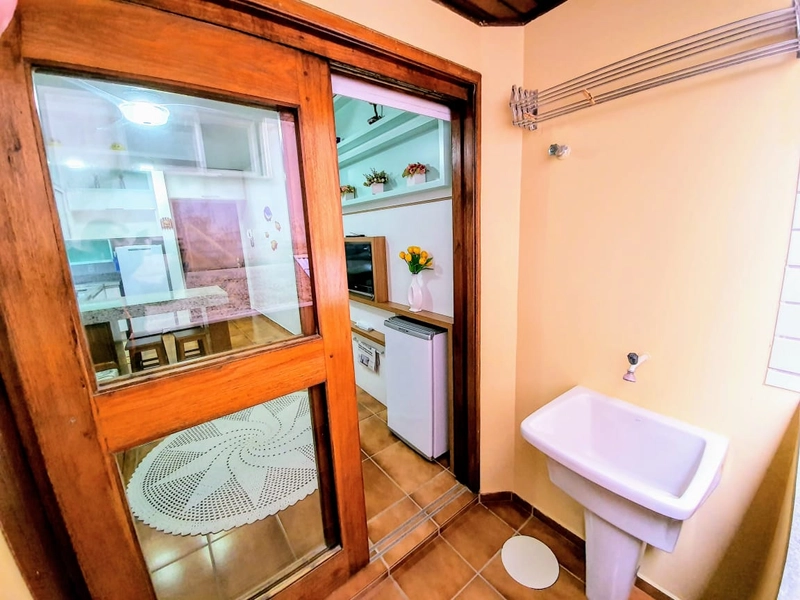 Um dormitório no centro de Capão da Canoa: 9ª foto da galeria de imagens do imóvel