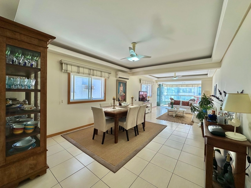 APARTAMENTO 3 DORMITÓRIOS ALTO PADRÃO EM CAPÃO DA CANOA: 3ª foto da galeria de imagens do imóvel