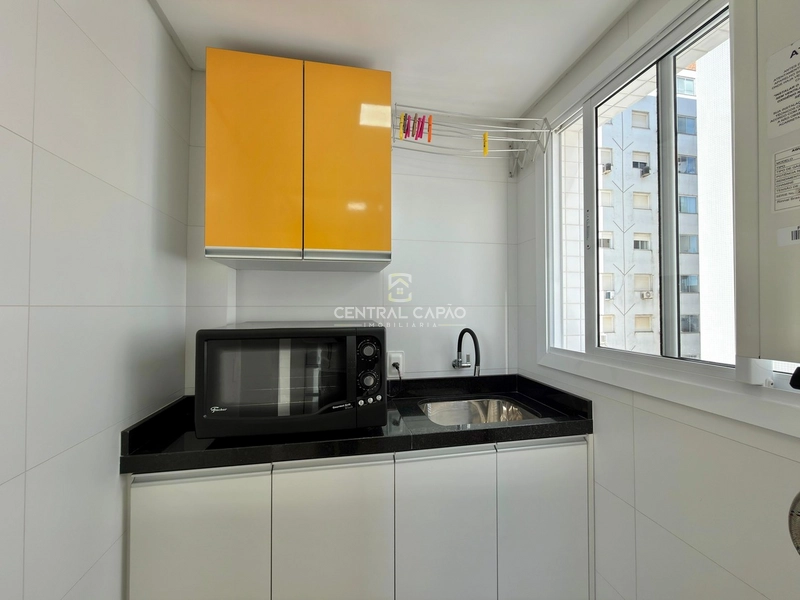 Apartamento 2 dormitórios mobiliado e decorado à venda em Capão: 11ª foto da galeria de imagens do imóvel