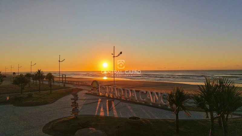 Apartamento 2 dormitórios mobiliado e decorado à venda em Capão: 28ª foto da galeria de imagens do imóvel