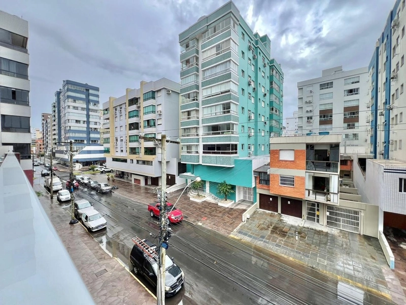 Apartamento de dois dormitórios decorado e mobiliado com terraço: 4ª foto da galeria de imagens do imóvel