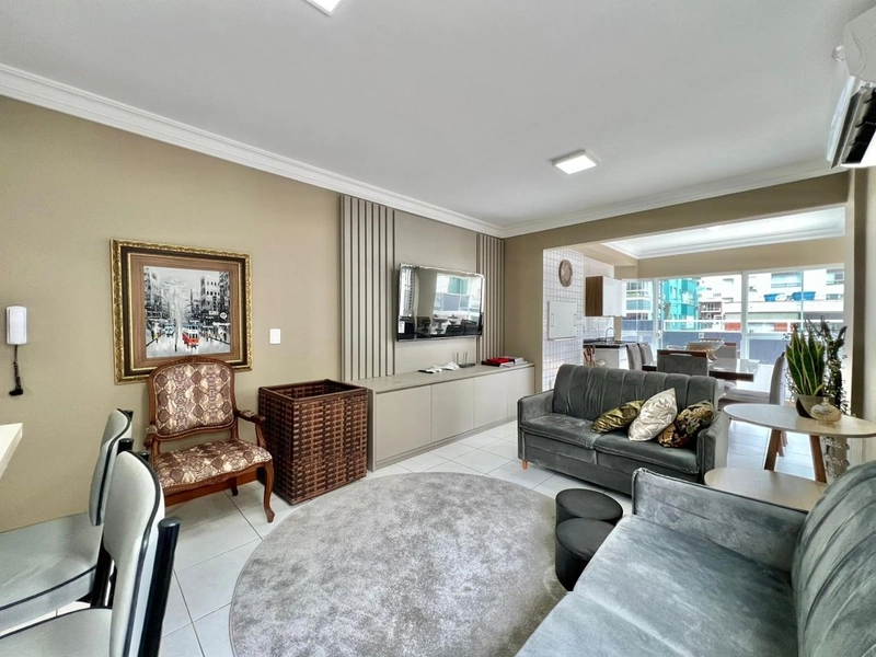 Apartamento de dois dormitórios decorado e mobiliado com terraço: 23ª foto da galeria de imagens do imóvel