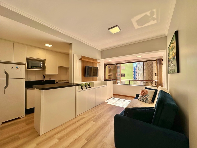 Apartamento de 1 dormitório diferenciado com garagem em Capão da Canoa