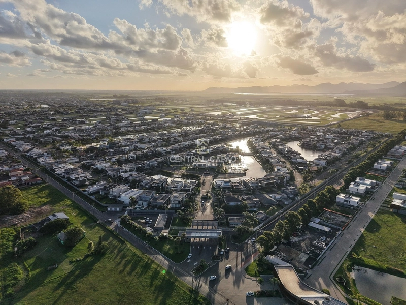Sobrado 5 suítes beira lago no condomínio Malibu à venda: 49ª foto da galeria de imagens do imóvel