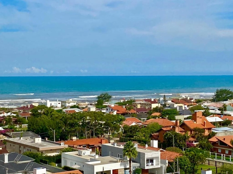Alto padrão, são 3 suítes com vista para o mar e infra completa: 8ª foto da galeria de imagens do imóvel