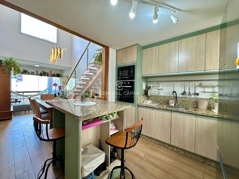 COBERTURA LESTE NORTE NO CENTRO DE CAPÃO DA CANOA: 9ª foto da galeria de imagens do imóvel