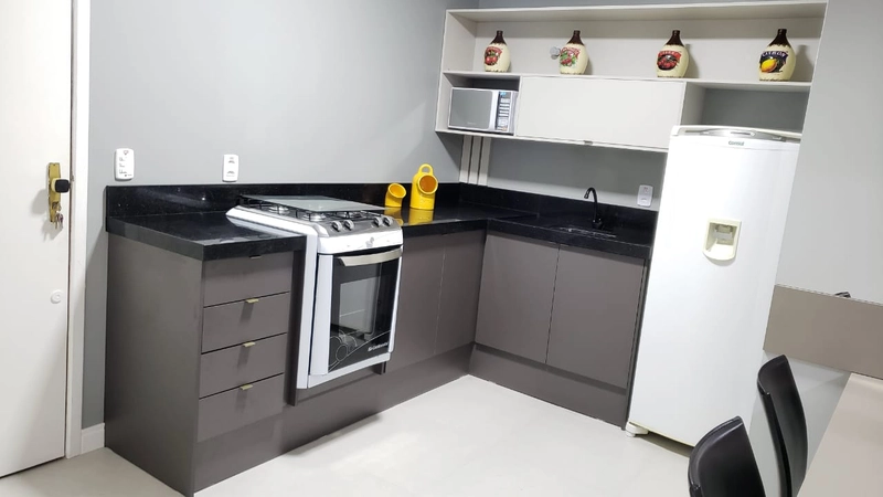 Apartamento 1 dormitório Beira Mar: 9ª foto da galeria de imagens do imóvel