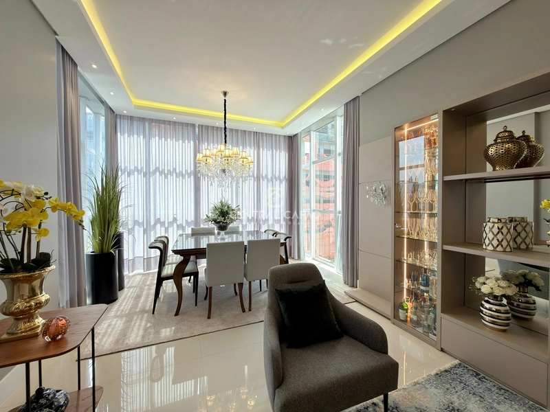 Belíssimo apartamento 3 dormitórios