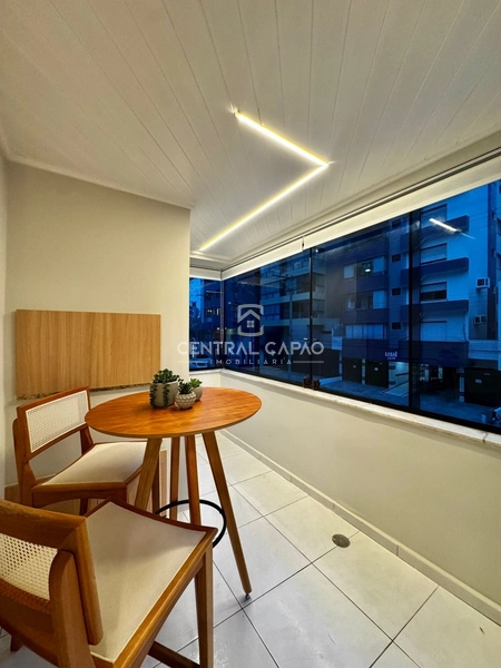 Apartamento com 2 dormitórios e sacada de frente no Centro de Capão: 4ª foto da galeria de imagens do imóvel