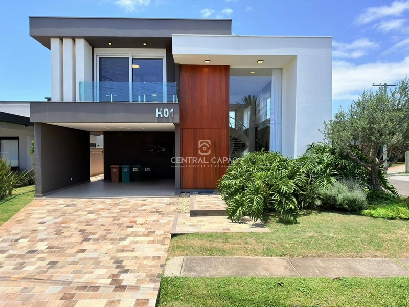 Casa 4 suítes em condomínio à venda em Capão da Canoa