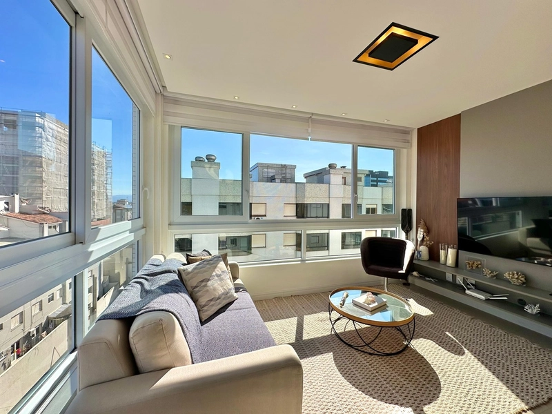 APARTAMENTO 2 DORMITÓRIOS COM SACADA DE FRENTE: 5ª foto da galeria de imagens do imóvel