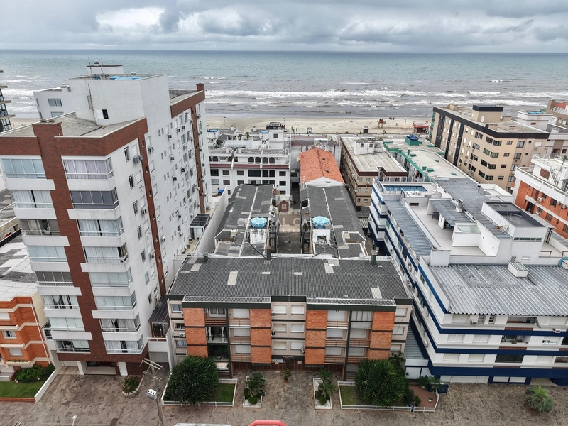 Apartamento 1 dormitório com sacada à venda em Capão da Canoa: 2ª foto da galeria de imagens do imóvel