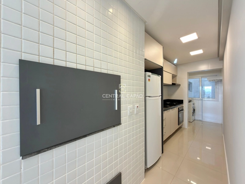 Apartamento com sacada de frente à venda em Capão da Canoa: 7ª foto da galeria de imagens do imóvel