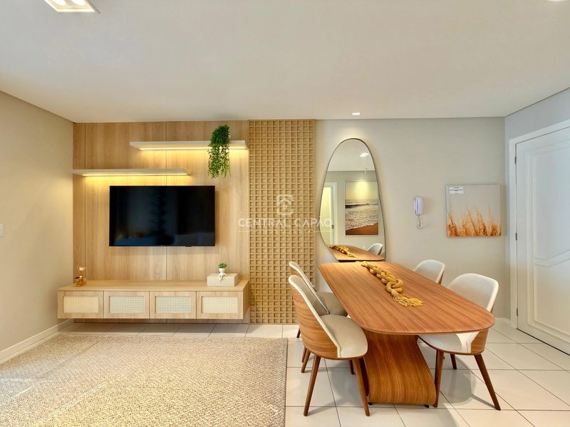 Apartamento com sacada de frente à uma quadra do mar: 5ª foto da galeria de imagens do imóvel