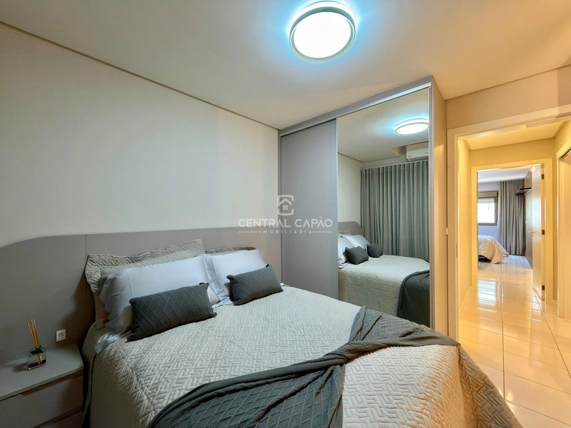 Apartamento com sacada de frente à uma quadra do mar: 24ª foto da galeria de imagens do imóvel