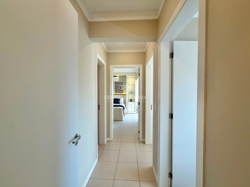 Apartamento 3 dormitórios com sacada de frente à uma quadra do mar: 20ª foto da galeria de imagens do imóvel