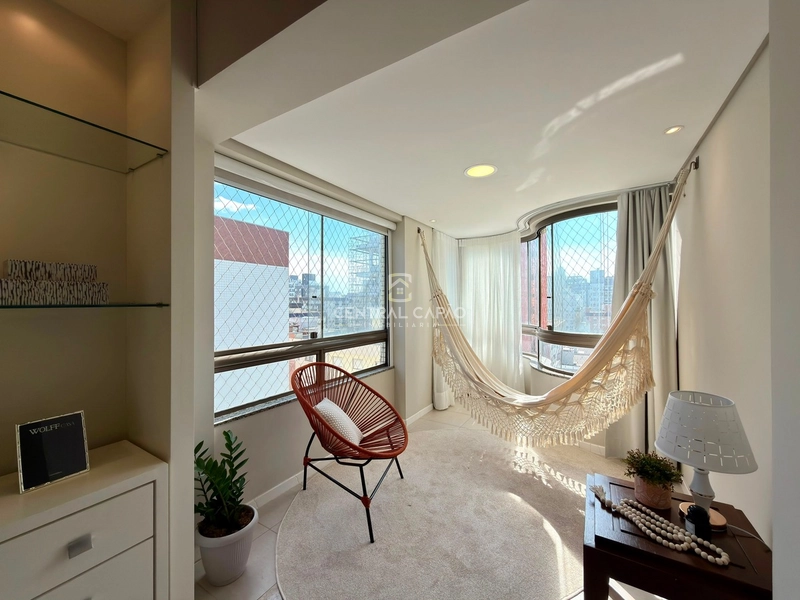 Apartamento 3 dormitórios com sacada de frente à uma quadra do mar: 27ª foto da galeria de imagens do imóvel