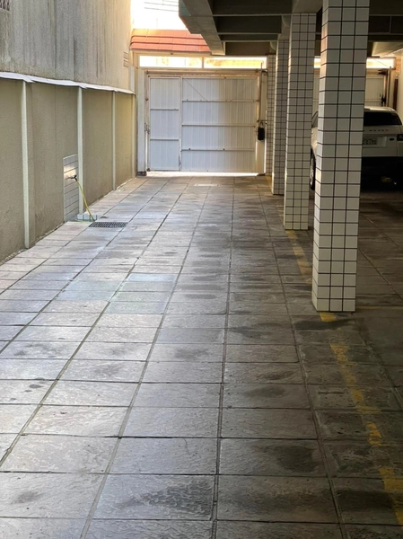 Amplo Apartamento de 1 dormitório no Centro com vaga de garagem: 15ª foto da galeria de imagens do imóvel