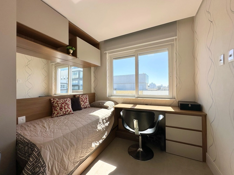 APARTAMENTO 3 DORMITÓRIOS DE FRENTE EM CAPÃO DA CANOA: 15ª foto da galeria de imagens do imóvel