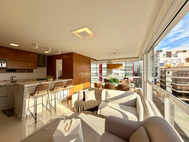 MOBILIADO E DECORADO: 1ª foto da galeria de imagens do imóvel