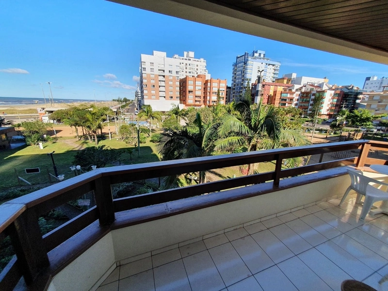 Apartamento de Frente a Praça do Farol: 1ª foto da galeria de imagens do imóvel