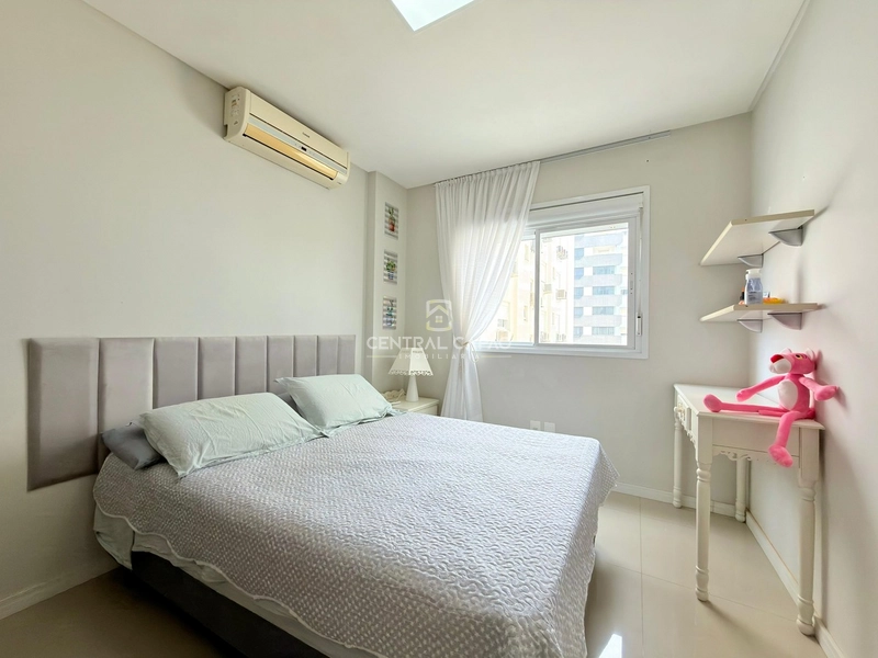 Apartamento 3 dormitórios em frente à praça À venda em Capão: 16ª foto da galeria de imagens do imóvel