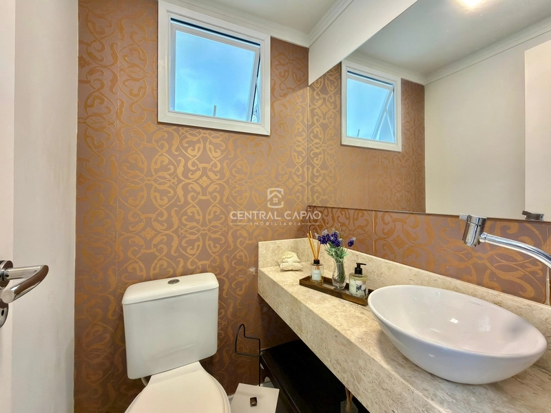 Apartamento 3 dormitórios em frente à praça À venda em Capão: 15ª foto da galeria de imagens do imóvel