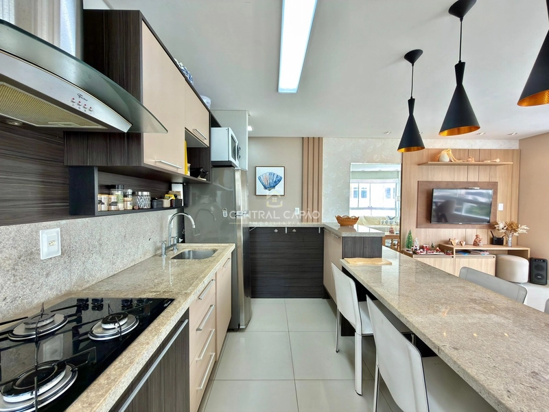 Apartamento 3 dormitórios em frente à praça À venda em Capão: 14ª foto da galeria de imagens do imóvel