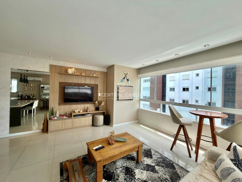 Apartamento 3 dormitórios em frente à praça À venda em Capão: 8ª foto da galeria de imagens do imóvel