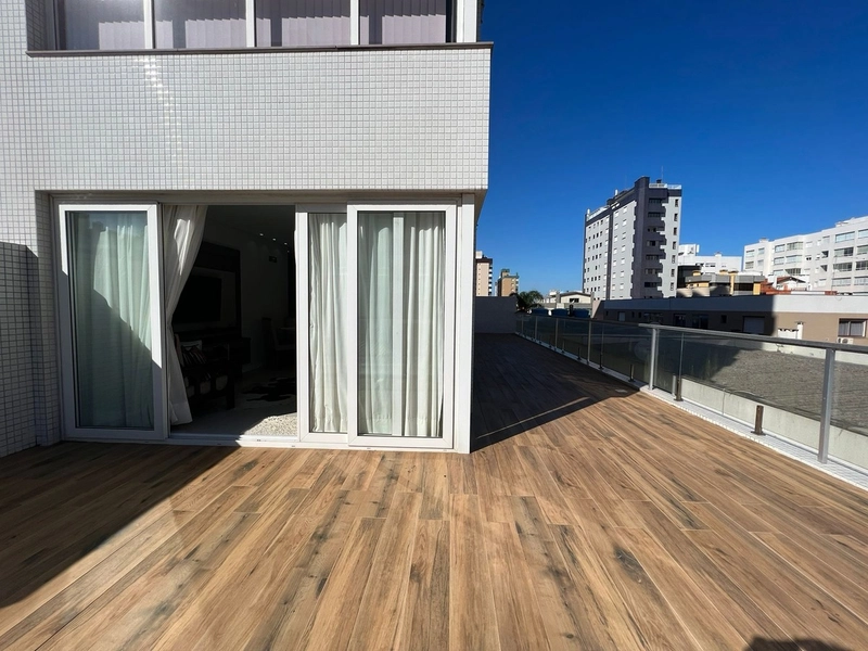 Apartamento de 2 dormitórios mobiliado, com terraço: 2ª foto da galeria de imagens do imóvel