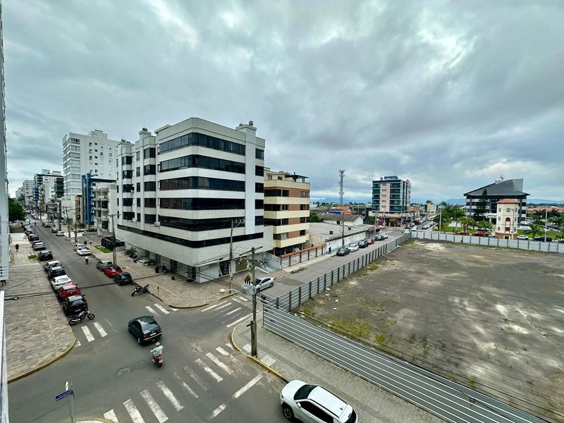 Lindo apartamento de 1 dormitório decorado, com sacada de frente: 4ª foto da galeria de imagens do imóvel