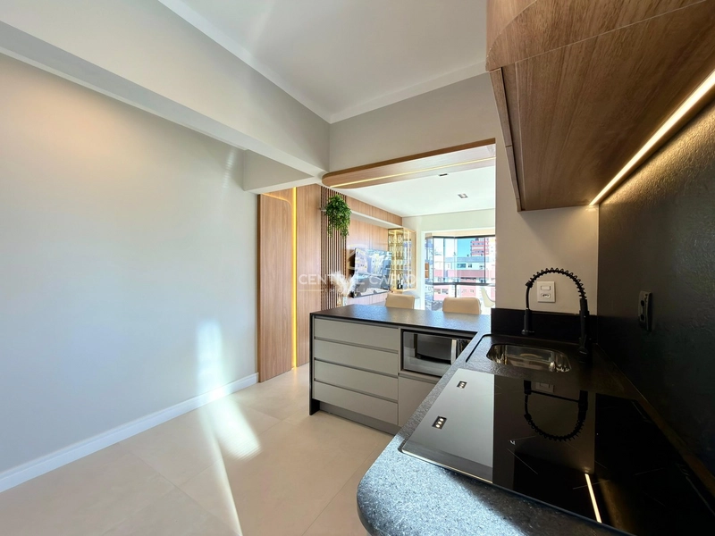 Apartamento 2 dormitórios com sacada e vista para o mar: 17ª foto da galeria de imagens do imóvel