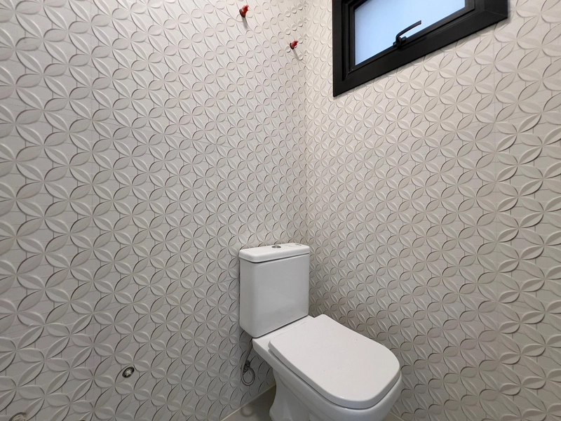 CASA A POUCAS QUADRAS DO MAR NO BAIRRO GUARANI EM CAPÃO!: 29ª foto da galeria de imagens do imóvel