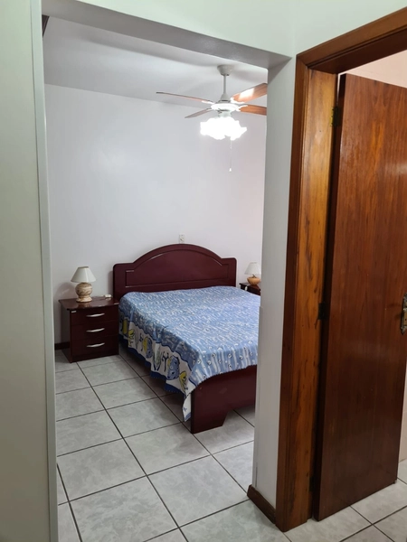 Apenas uma quadra do mar: 17ª foto da galeria de imagens do imóvel