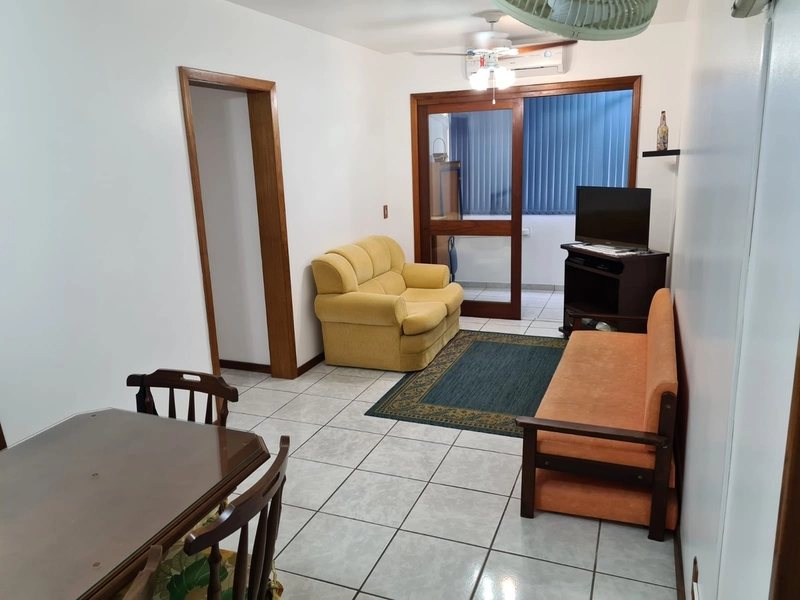 Apenas uma quadra do mar