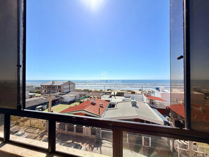Apartamento 2 dormitórios na beira mar à venda em Capão: 3ª foto da galeria de imagens do imóvel