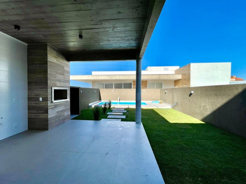 Lindo Sobrado com piscina a beira mar de Capão: 19ª foto da galeria de imagens do imóvel