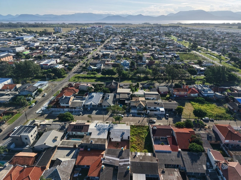 OPORTUNIDADE À VENDA CASA COM TERRENO INTEIRO: 18ª foto da galeria de imagens do imóvel
