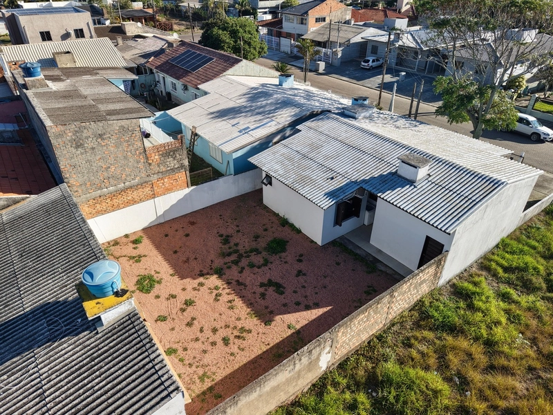 OPORTUNIDADE À VENDA CASA COM TERRENO INTEIRO: 7ª foto da galeria de imagens do imóvel