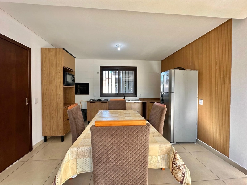 OPORTUNIDADE À VENDA CASA COM TERRENO INTEIRO: 8ª foto da galeria de imagens do imóvel