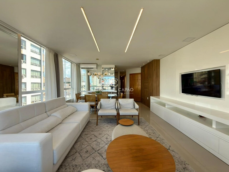 APARTAMENTO DE 3 DORMITÓRIOS COM VISTA PARA O MAR EM CAPÃO
