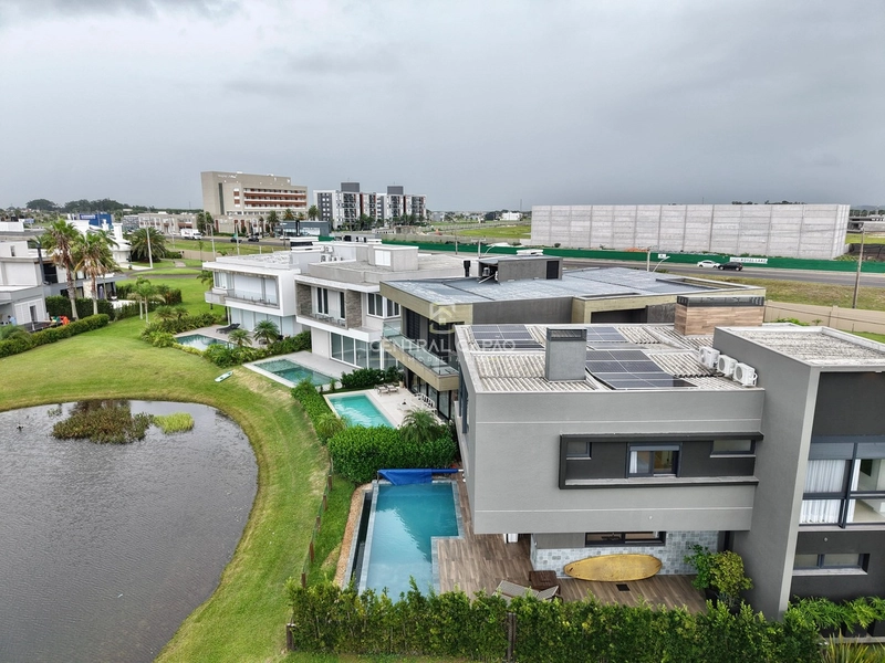 Sobrado 5 suítes beira lago no condomínio Enseada em Xangri-Lá: 46ª foto da galeria de imagens do imóvel