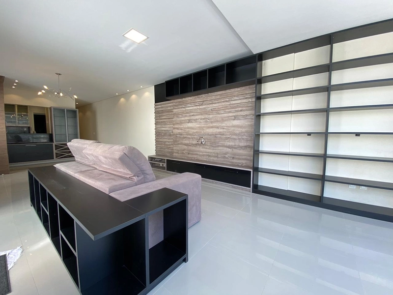Amplo apartamento em localização privilegiada: 2ª foto da galeria de imagens do imóvel